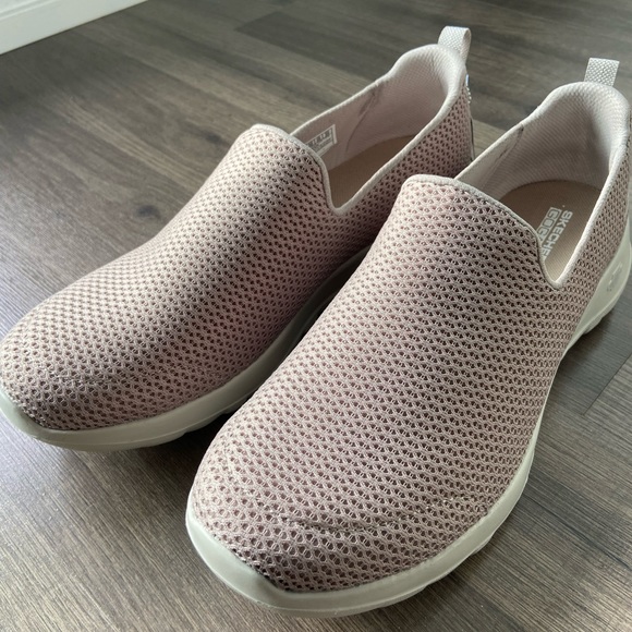 Skechers US 9 Go Walk Shoe New - Picture 6 of 6